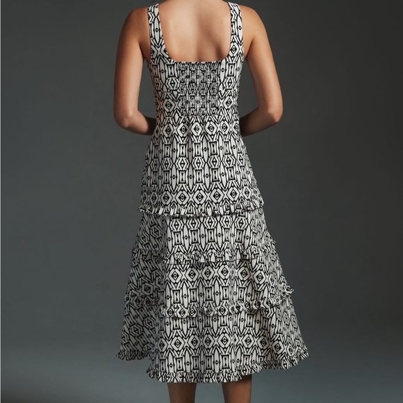 Blythe Petite Square Neck Tiered Dress - Picture 4 of 9